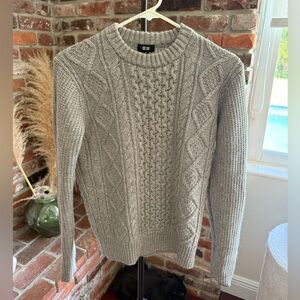 Uniqlo Gray Cable Knit Sweater